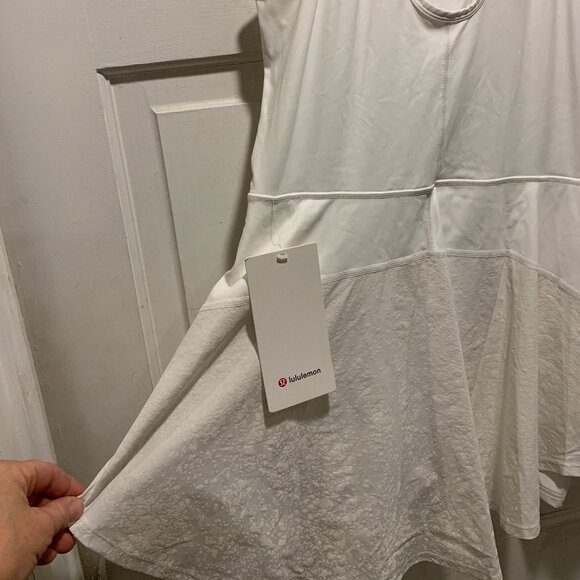 lululemon~ NWT!!~ (Retail: $118)  Serene Stride Dress - Picture 7 of 15